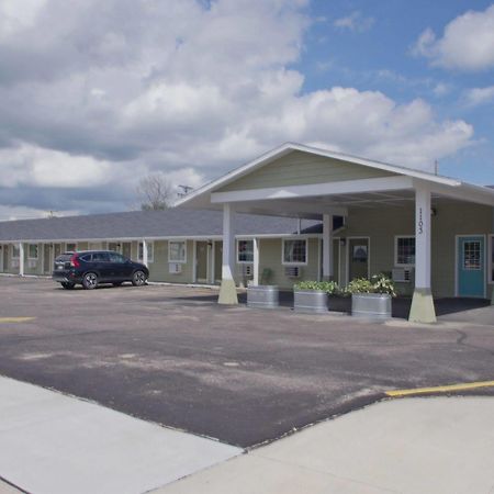 Economy Inn Mccook Exterior foto