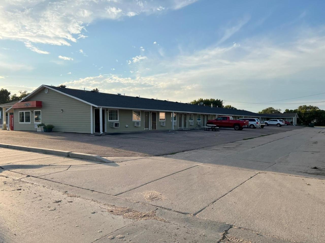 Economy Inn Mccook Exterior foto