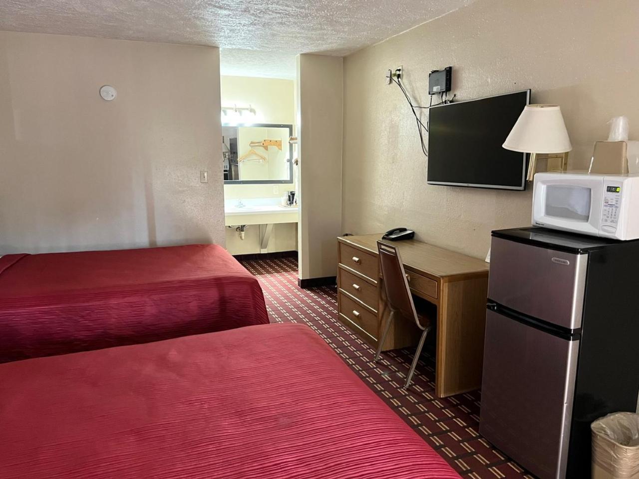 Economy Inn Mccook Exterior foto